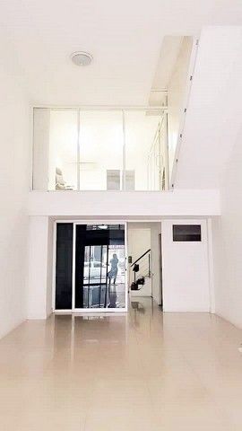 ให้เช่า RENT บ้าน เอกกวิน เลียบคลองสอง ใหญ่ขนาด 35 sq.wa 0 Ngan 0 Rai 2 BR 15000 บาท ทำเล-ทอง