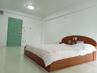 คอนโดบ้านบดินทร์ ลาดพร้าว 112 ห้องstudio 32 ตรม เพียง 990,000(ต่อรองได้) 