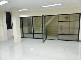 <a href='product.php?qid=162698' style='color:white;text-decoration: none;'>ให้เช่า ทาวน์โฮม 3 ชั้น พร้อมเฟอร์นิเจอร์ โครงการ บ้านกลางเมือง S-Sense ซอยศรีนครินทร์ 46/1 : <span class='text-info'><strong>Read More</strong><span></a>