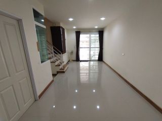 <a href='product.php?qid=168223' style='color:white;text-decoration: none;'>ขายด่วนทาวน์เฮ้าส์ โกลเด้น ทาวน์ 1 อ่อนนุช-พัฒนาการ ซอยอ่อนนุช 65 : <span class='text-info'><strong>Read More</strong><span></a>