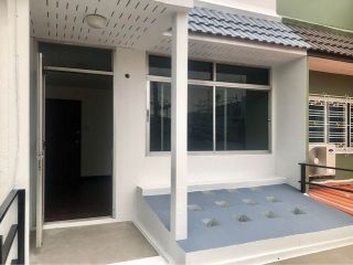 [0166]ให้เช่าทาวน์โฮม รีโนเวทใหม่ ทั้งหลัง วิภาวดี64  หลักสี่