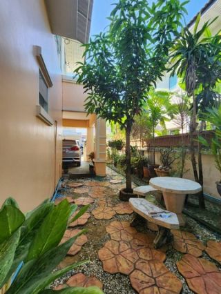 <a href='product.php?qid=180614' style='color:white;text-decoration: none;'>ขายบ้านเดี่ยว RK HOME PARK  50 ตรว.กรุงเทพกรีฑาตัดใหม่ บ้านสวยสภาพดี ราคาพร้อมจบ  : <span class='text-info'><strong>Read More</strong><span></a>