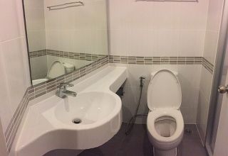 <a href='product.php?qid=181943' style='color:white;text-decoration: none;'>For RENT - LPN Place Srinakarin Huamark Station CR-0003E1 : <span class='text-info'><strong>Read More</strong><span></a>
