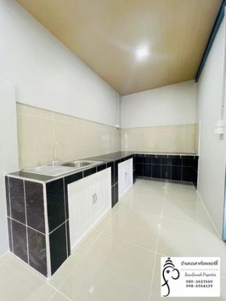 <a href='product.php?qid=182146' style='color:white;text-decoration: none;'>ขายทาวน์เฮาส์ 2 ชั้นทำเลสวย หลังมุม กับหมู่บ้านพฤกษา 45 ถนนวัดลาดปลาดุก บางบัวทอง นนทบุรี  : <span class='text-info'><strong>Read More</strong><span></a>