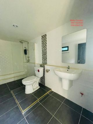 <a href='product.php?qid=183037' style='color:white;text-decoration: none;'>ขายบ้านสวยมาก น่าอยู่บ้าน ใหม่มาก อากาศดี หมู่บ้านบัวทองธานี บางบัวทอง นนทบุรี  : <span class='text-info'><strong>Read More</strong><span></a>