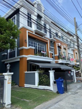 M41 ให้เช่าบ้านเดี่ยวต่างระดับ 4 ชั้นพร้อมบ้านหลังแล็ก พื้นที่ 1 ไร่ครึ่ง ซอยเจริญรัถ30