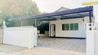 บ้านใหม่พร้อมเข้าอยู่  ใกล้ตลาดป่าเหมือด ใกล้ที่ว่าการอำเภอสันทราย  ใกล้มหาวิทยาลัยแม้โจ้