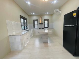 <a href='product.php?qid=193648' style='color:white;text-decoration: none;'>บ้านสไตล์โมเดิร์นชั้นเดียว  สร้างใหม่ พร้อมที่ดิน 100 ตรว.  #โซนสันกำแพง พร้อมของแถมมากมาย  : <span class='text-info'><strong>Read More</strong><span></a>