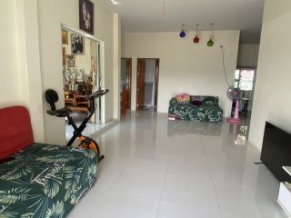 <a href='product.php?qid=195857' style='color:white;text-decoration: none;'>ขายบ้านเดี่ยว 100 ตรว  3 ห้องนอน  2 ห้องน้ำ ใกล้แหล่งชุมชนและห่างจากหาดบางเสร่ 800ม สัตหีบ ชลบุรี : <span class='text-info'><strong>Read More</strong><span></a>