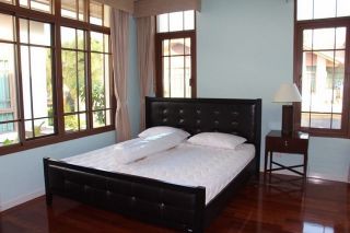 <a href='product.php?qid=196225' style='color:white;text-decoration: none;'>ด่วน ปล่อยเช่า บ้านหรู Baan Sansiri Sukhumvit 67 บ้านสวยพร้อมอยู่ ราคาเพียง 330,000บาท เท่านั้น : <span class='text-info'><strong>Read More</strong><span></a>