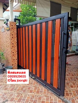 ประตูสแตนเลสศาลายา ประตูสแตนเลสพุทธมณฑล