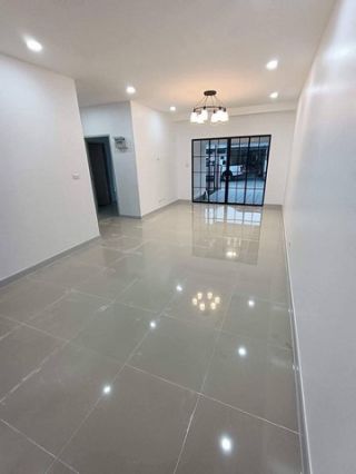 <a href='product.php?qid=208269' style='color:white;text-decoration: none;'>บ้านแฝดรีโนเวทพร้อมเข้าอยู่ หมู่บ้านพนาสนธิ์บางโจ ถลาง : <span class='text-info'><strong>Read More</strong><span></a>