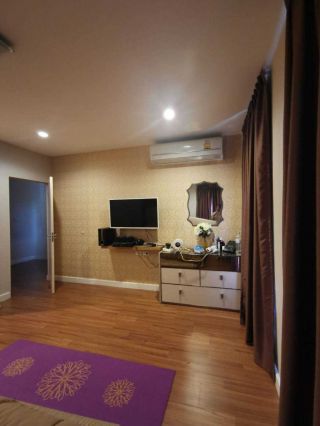 <a href='product.php?qid=216670' style='color:white;text-decoration: none;'>ขายด่วนบ้านเดี่ยว 2 ชั้น  หมู่บ้านพฤกษ์ลดา ซ.ประชาอุทิศ 90 : <span class='text-info'><strong>Read More</strong><span></a>