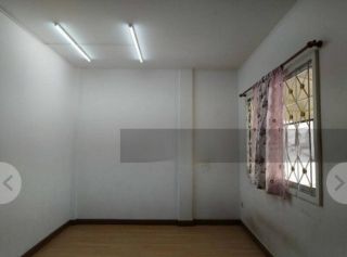 <a href='product.php?qid=217000' style='color:white;text-decoration: none;'>ทาวน์เฮ้าส์ บ้านสวนราชา กรุงเทพกรีฑา 7  ห้องสวย พร้อมเข้าอยู่ : <span class='text-info'><strong>Read More</strong><span></a>