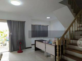 <a href='product.php?qid=217000' style='color:white;text-decoration: none;'>ทาวน์เฮ้าส์ บ้านสวนราชา กรุงเทพกรีฑา 7  ห้องสวย พร้อมเข้าอยู่ : <span class='text-info'><strong>Read More</strong><span></a>