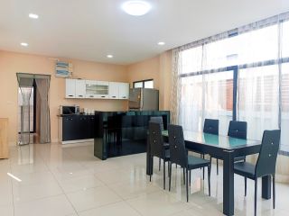 <a href='product.php?qid=217237' style='color:white;text-decoration: none;'>Detached house for rent THE GRAND BANGNA – WONGWEAN 3 Beds  : <span class='text-info'><strong>Read More</strong><span></a>