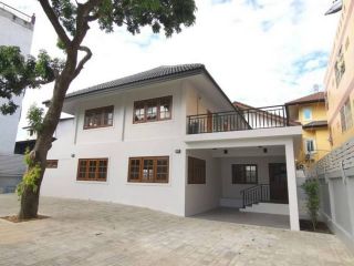 บ้านรีโนเวทใหม่ ท่าแพ อำเภอเมืองเชียงใหม่ อยู่อาศัย หรือทำธุรกิจ