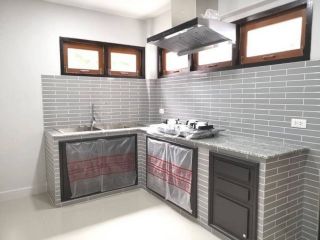 <a href='product.php?qid=225714' style='color:white;text-decoration: none;'>บ้านรีโนเวทใหม่ ท่าแพ อำเภอเมืองเชียงใหม่ อยู่อาศัย หรือทำธุรกิจ : <span class='text-info'><strong>Read More</strong><span></a>