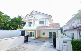 #ให้เช่าบ้านเดี่ยว 2 ชั้น พื้นที่ 76 ตรว.  3 ห้องนอน 3 ห้องน้ำ ประชาอุทิศ 98