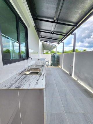 <a href='product.php?qid=246728' style='color:white;text-decoration: none;'>ปล่อยเช่าบ้านเดี่ยว2ชั้นบ้านใหม่พร้อมเฟอร์ฯใหม่ทั้งหมดบ้านสวยเรียบหรูโซนหางดง  ใกล้โรงเรียนนานาชาติลานนาใกล้โรงเรียนนานาชาติปัญญาเด่น  : <span class='text-info'><strong>Read More</strong><span></a>