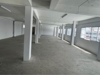 ให้เช่าด่วน! โกดัง - area 337 ตาราง.วา 1BR 120000 บาท. พร้อมให้คุณเป็นเข้าจอง