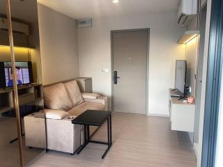 <a href='product.php?qid=260989' style='color:white;text-decoration: none;'>For rent : Life Asoke Hype 1 bed plus พร้อมอยู่ ห้องสวย : <span class='text-info'><strong>Read More</strong><span></a>