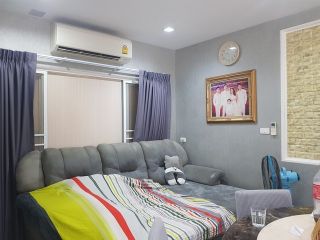 <a href='product.php?qid=267430' style='color:white;text-decoration: none;'>ขายบ้านโกลเด้นนีโอ บางนา-กิ่งแก้ว.................. : <span class='text-info'><strong>Read More</strong><span></a>