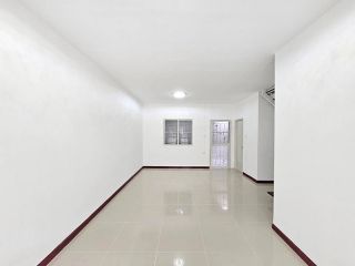 <a href='product.php?qid=267519' style='color:white;text-decoration: none;'>พฤกษา 65/2  คลอง 2 คลองหลวง หลังมุม 1.99 ล้าน ใกล้ตลาดไท  : <span class='text-info'><strong>Read More</strong><span></a>