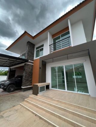 ขายบ้านเดี่ยว 2 ชั้น 3 ห้องนอน ราคาพิเศษ โซนสันทราย