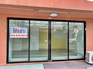 <a href='product.php?qid=274784' style='color:white;text-decoration: none;'>ให้เช่า ลิปป์ คอนโด รามคำแหง 43/1 LIB Condo Ramkhamhaeng 43/1 ชั้นล่าง ติดถนนใหญ่ เหมาะทำร้านค้า ขายของ เสริมสวย หรือทำออฟฟิศ  : <span class='text-info'><strong>Read More</strong><span></a>