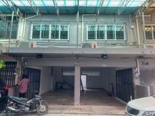 ขายบ้านเดี่ยว 3 ชั้น เนื้อที่ 60 ตร.วา บ้านสวย เงียบสงบ ใกล้ BTS สายสีแดงอ่อน ศาลายา นนทบุรี (N1-T1945) 