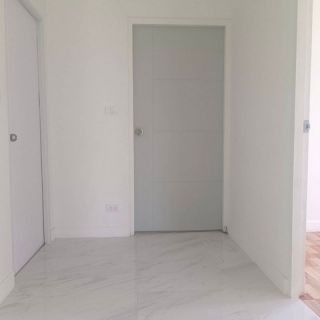 <a href='product.php?qid=278192' style='color:white;text-decoration: none;'>ขายบ้านเดี่ยวทรงปั้นหยา 2 ชั้น เนื้อที่ 90 ตรว. พื้นที่ใช้สอย 180 ตรม. ตัวบ้านสร้างสูงกว่าถนน 1 เมตร มีบันได 3 ขั้นตามหลักฮวงจุ้ย  : <span class='text-info'><strong>Read More</strong><span></a>