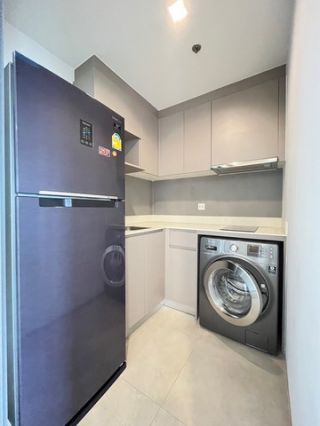 <a href='product.php?qid=283228' style='color:white;text-decoration: none;'>Park 24, BTS Phromphong Studio 28 sqm. Line ID: @nirin789 : <span class='text-info'><strong>Read More</strong><span></a>