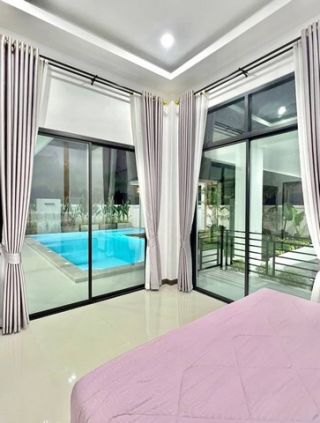 บ้านเดี่ยวสร้างใหม่ชั้นเดียวบนเนื้อที่ 100ตรว. ขนาด 3 ห้องนอน 4 ห้องน้ำ พร้อมสระว่ายน้ำขนาดใหญ่