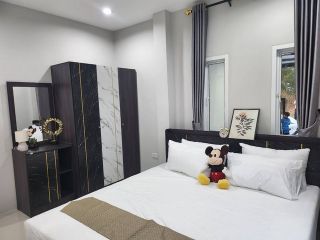 <a href='product.php?qid=305109' style='color:white;text-decoration: none;'>บ้านผ่อนตรงเจ้าของใกล้สุขุมวิทพัทยาเพียง 3 นาที  หนองเกตุใหญ่ : <span class='text-info'><strong>Read More</strong><span></a>