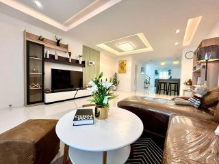 <a href='product.php?qid=305253' style='color:white;text-decoration: none;'>ขายทาวน์โฮม2ชั้นในทำเลที่ดีใกล้เมืองพัทยา ใกล้ทะเลบางละมุงหาดกระทิงลาย1กม. : <span class='text-info'><strong>Read More</strong><span></a>