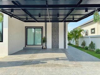 บ้านเดี่ยว 1 ชั้น สไตล์ทันสมัย ซอยสยามคันทรี จอดรถในบ้านได้