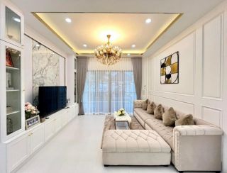 <a href='product.php?qid=306304' style='color:white;text-decoration: none;'>บ้านเดี่ยวพลูวิลล่า หลังใหญ่จุใจ พื้นที่เยอะ ครบจบมาก : <span class='text-info'><strong>Read More</strong><span></a>