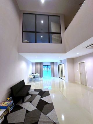 <a href='product.php?qid=308237' style='color:white;text-decoration: none;'>ขายทาวน์โฮมหรู เนอวานา ดีฟายน์ ศรีนครินทร์-พระราม 9 ( Nirvana Define Srinakarin-Rama9  )ใกล้ ม.นานาชาติแสตมฟอร์ด  : <span class='text-info'><strong>Read More</strong><span></a>
