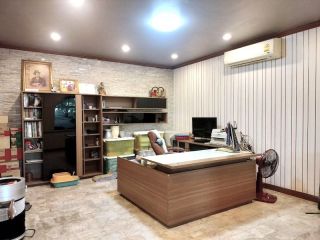 <a href='product.php?qid=308241' style='color:white;text-decoration: none;'>ขายทาวน์โฮม 4 ชั้น ติดมหาลัยหอการค้าเดินเข้ามอ.ได้เลย ที่ (หลังมุม)  ทำเลดี  ซอยวิภาวดี2  ดัดแปลงเป็นหอพักได้ หรืออยู่อาศัยเอง  : <span class='text-info'><strong>Read More</strong><span></a>