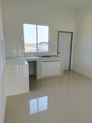 <a href='product.php?qid=308648' style='color:white;text-decoration: none;'>เดอะวิลเลจ 10 บ้านเดี่ยวนิคมพัฒนา ซอย 3 : <span class='text-info'><strong>Read More</strong><span></a>