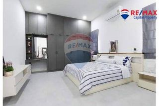 บ้านใหม่ 4 ห้องนอนพร้อมสระว่ายน้ำใกล้ทะเลสาบมาบประชัน