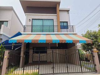 ขายทาวน์เฮ้าส์หลังใหญ่ โครงการเดอะแพลนท์ รังสิต คลอง 4-วงแหวน   3 ห้องนอน 2 ห้องน้ำ (จังหวัดปทุมธานี)