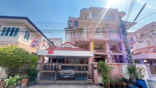 sale บ้าน วรารมย์ ประชาอุิทศ 98 พื้นที่ 72 SQ.WA 0 Ngan 0 Rai 3 BEDROOM 2 BATHROOM 4660000 thb   พร้อมให้คุณได้จับจอง