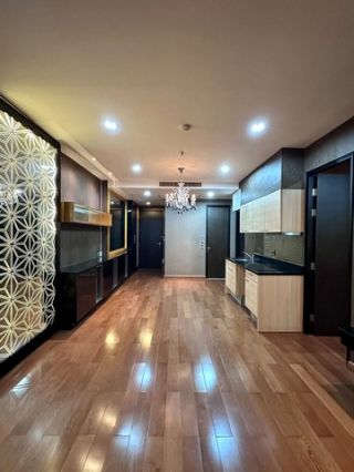 Condo For Sale 
