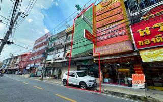 ขายด่วน อาคารพาณิชย์ ต้นถนนเรวดี นนทบุรี ทำเลทองพร้อมค้าขาย!