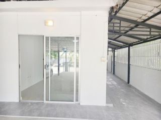 <a href='product.php?qid=349310' style='color:white;text-decoration: none;'>Parkway Chalet Ramkhamhaeng 190/1 ขนาด 73.7 ตารางวา : <span class='text-info'><strong>Read More</strong><span></a>