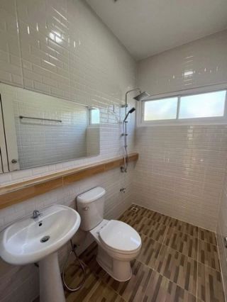 <a href='product.php?qid=352566' style='color:white;text-decoration: none;'>ขายบ้านเดียวพร้อมอยุ่ แปลงมุม ต.ดอนแก้ว อ.สารภี จ.เชียงใหม่  : <span class='text-info'><strong>Read More</strong><span></a>