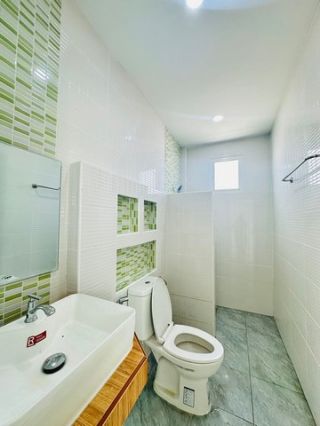 <a href='product.php?qid=352566' style='color:white;text-decoration: none;'>ขายบ้านเดียวพร้อมอยุ่ แปลงมุม ต.ดอนแก้ว อ.สารภี จ.เชียงใหม่  : <span class='text-info'><strong>Read More</strong><span></a>