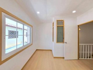 <a href='product.php?qid=365136' style='color:white;text-decoration: none;'>ขายทาวน์เฮ้าส์2ชั้นสวยพร้อมอยู่ หมู่บ้านปิยะวรารมย์เฟส3 รีโนเวทใหม่ : <span class='text-info'><strong>Read More</strong><span></a>